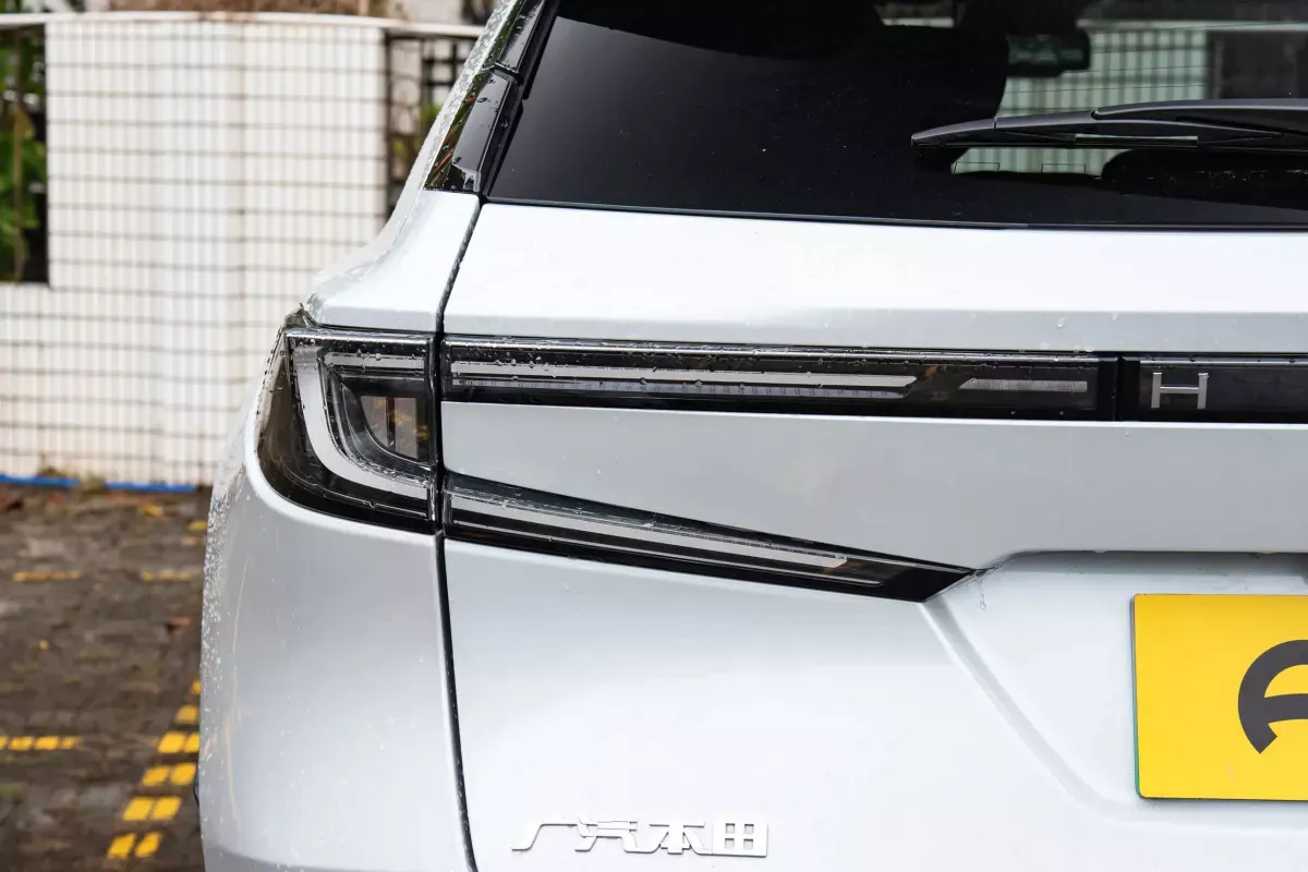 Honda P7 фото 7