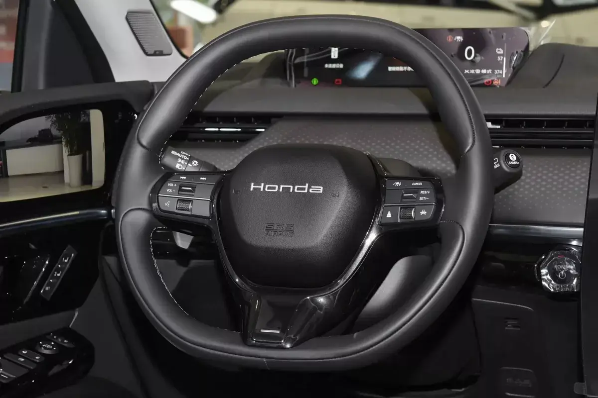 Honda S7 салон 3