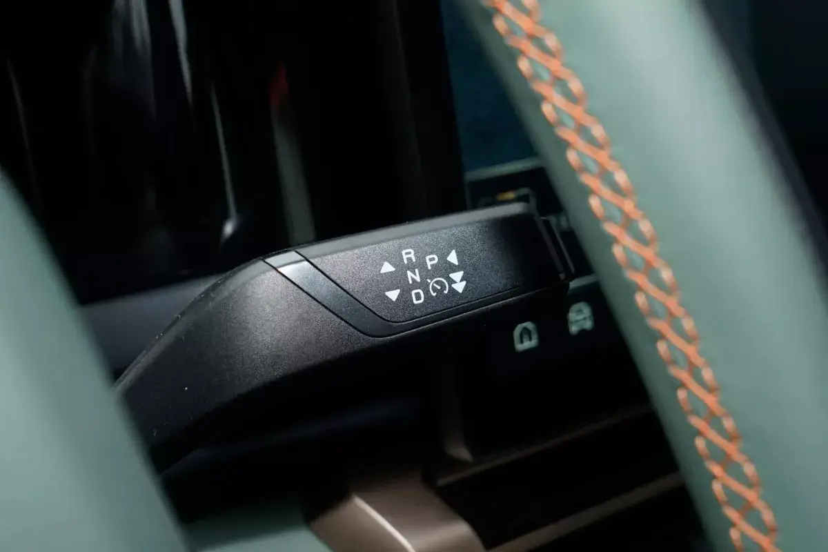 Icar 03 салон 4