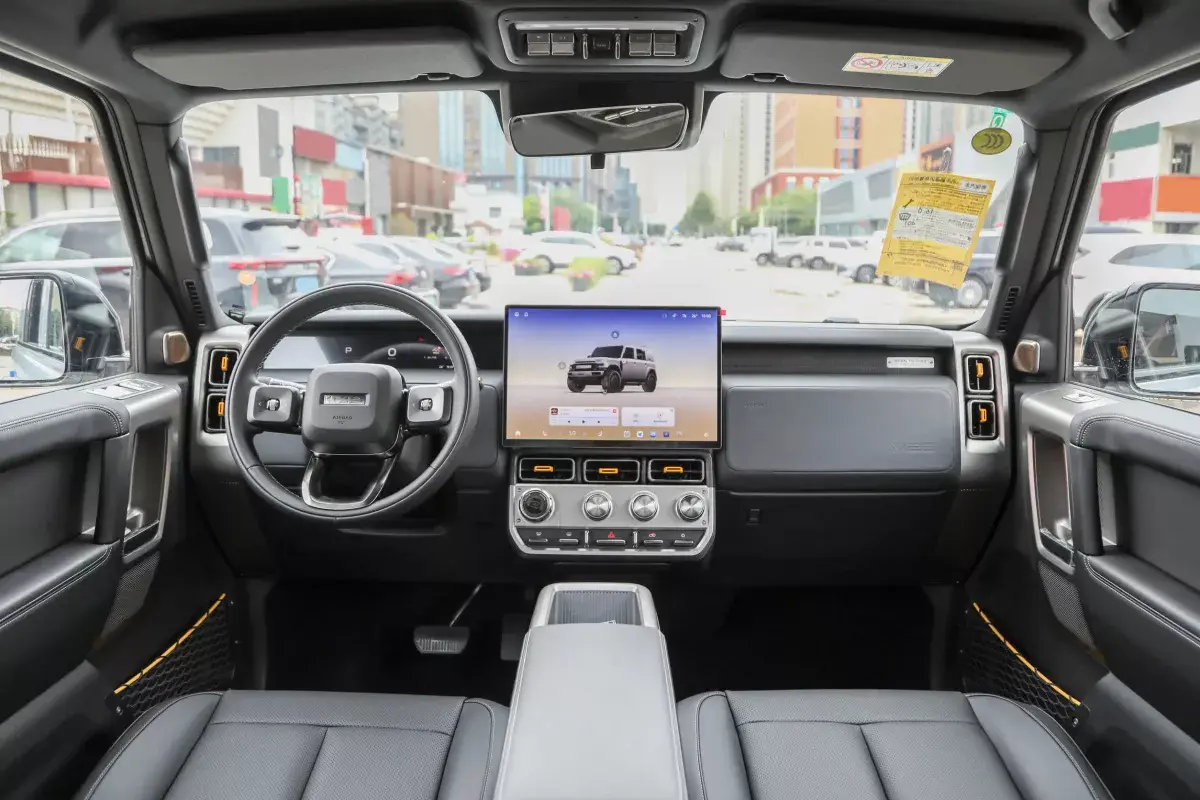 Icar V23 салон 7