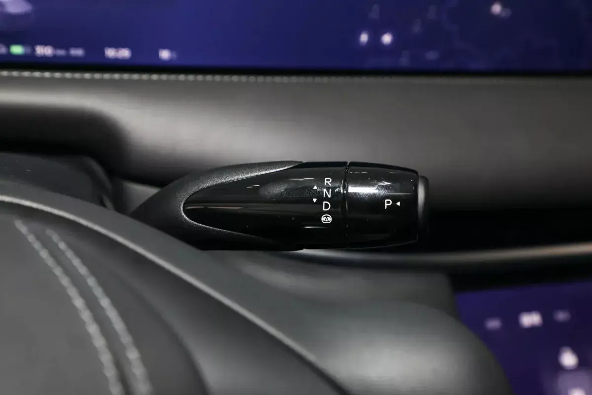 Im Motors L7 салон 4