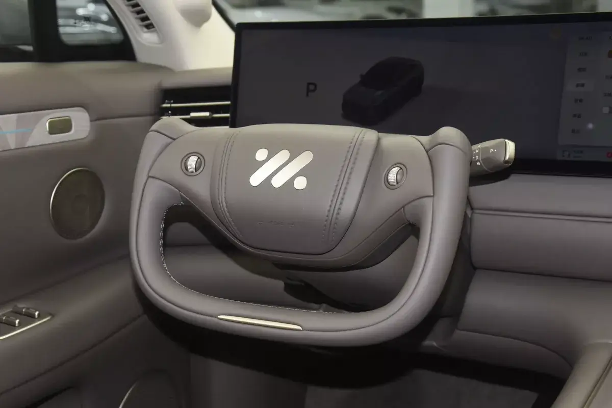 Im Motors LS6 салон 3