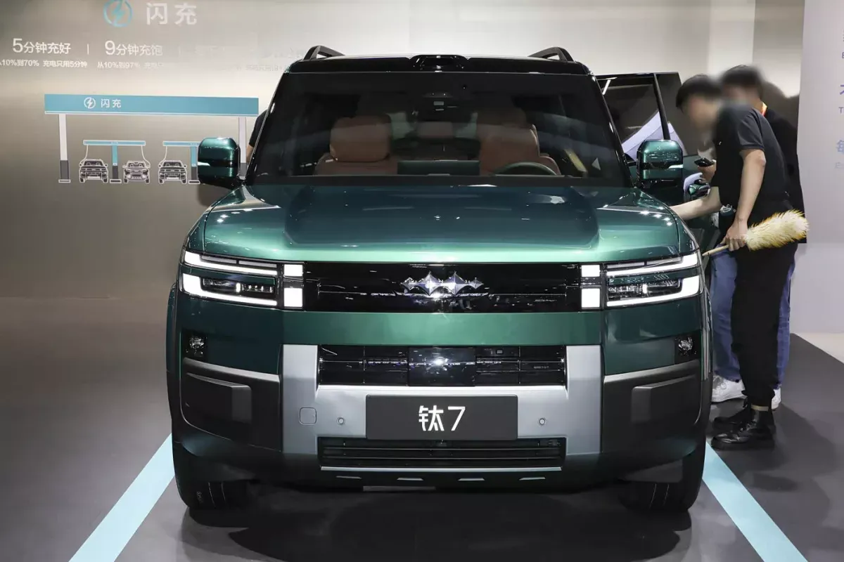 Leopard 7 EV