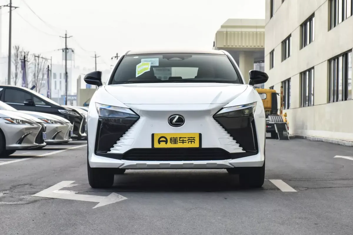 Lexus RZ300e