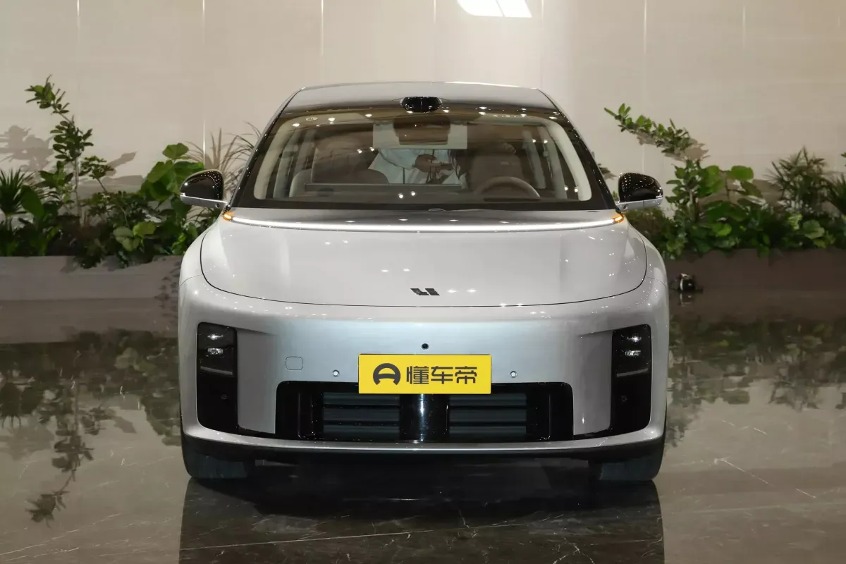 Li i8