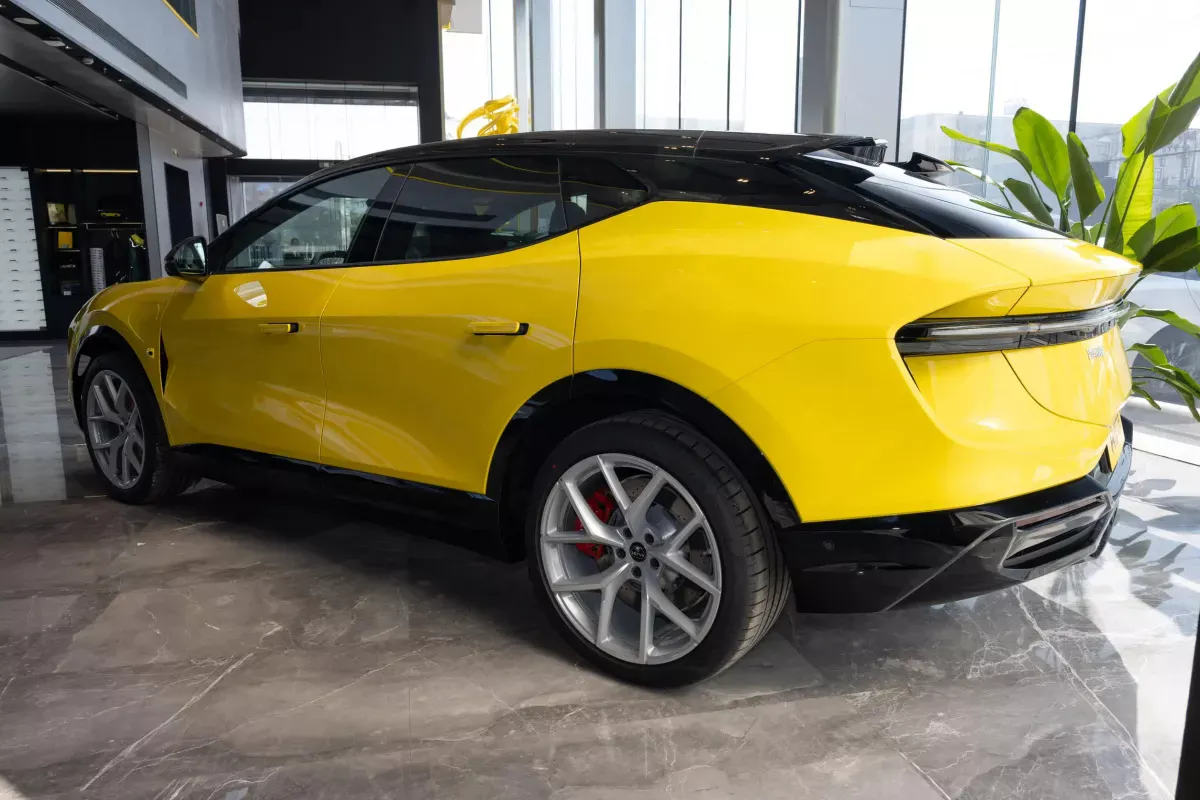 Lotus Eletre фото 3