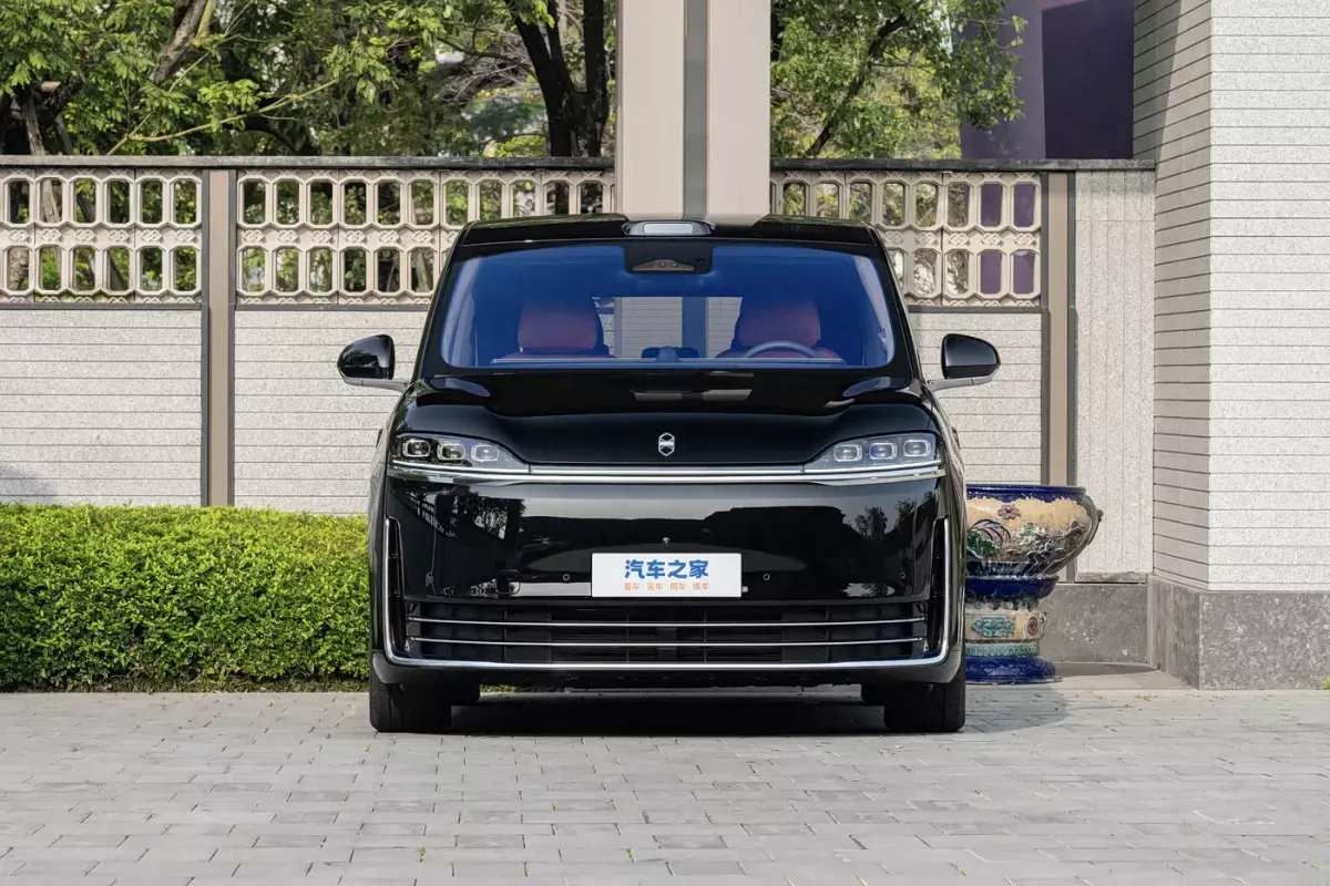 Luxeed V9 PHEV