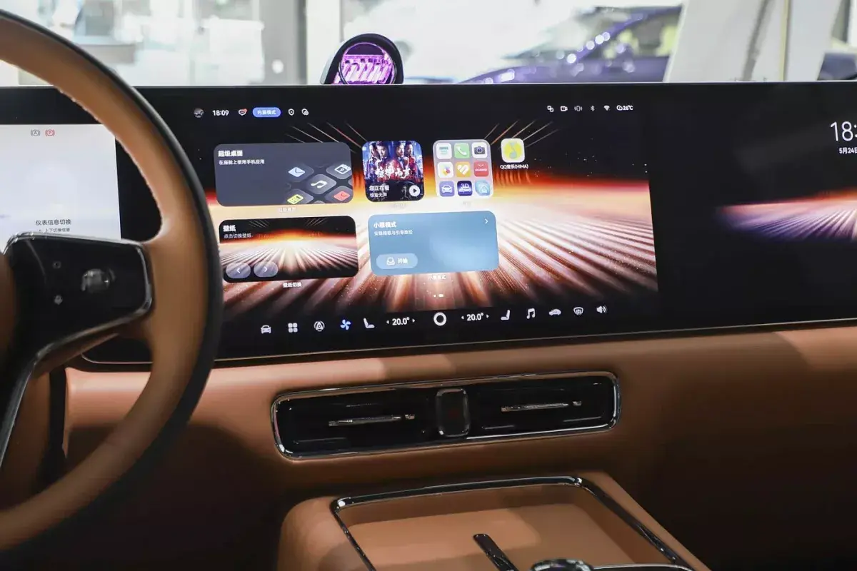 Luxeed V9 PHEV салон 5