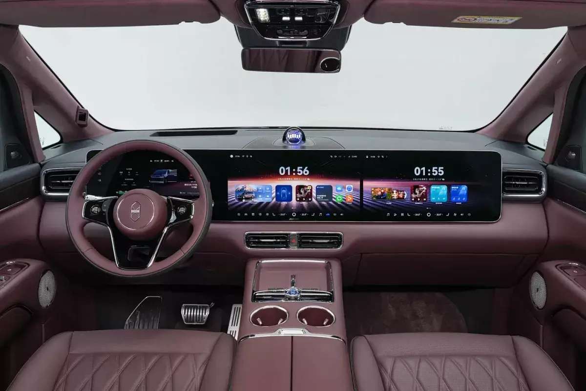 Luxeed V9 PHEV салон 7