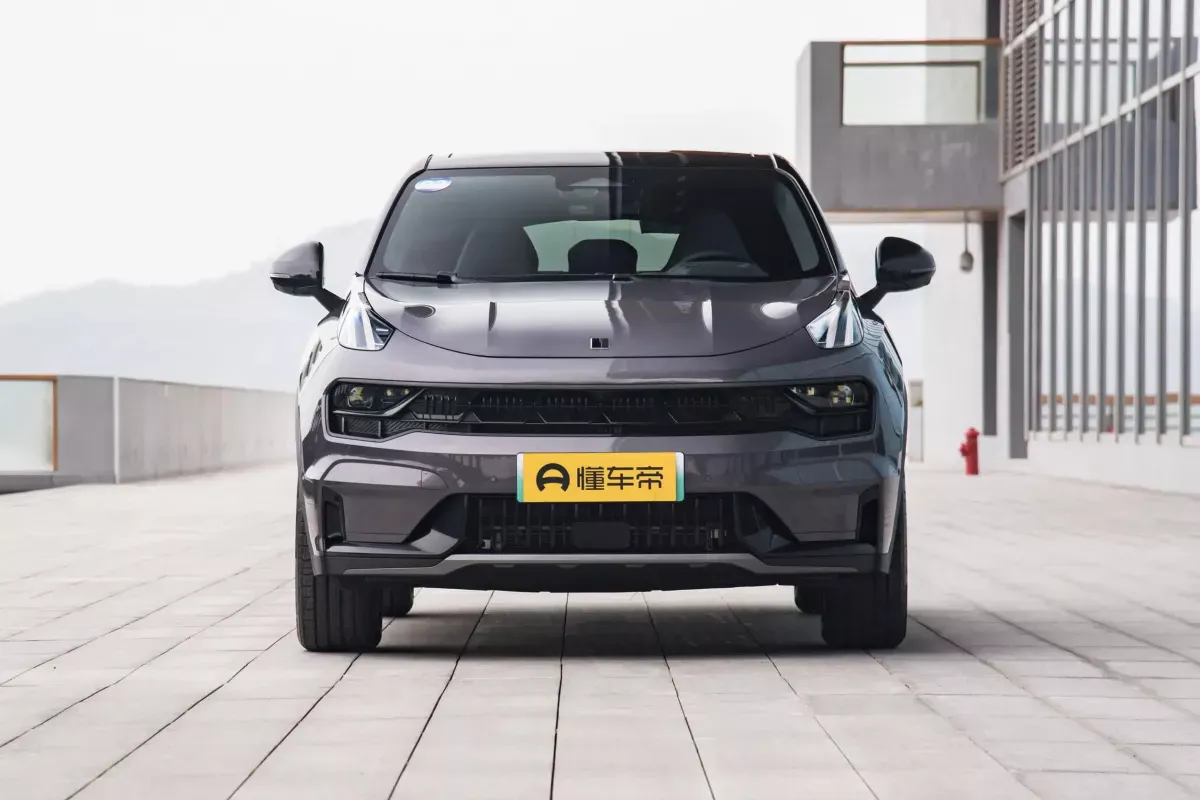 Lynk&Co 05