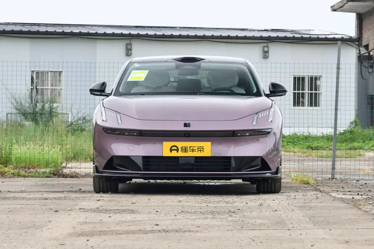 Lynk&Co 10 PHEV EM-P