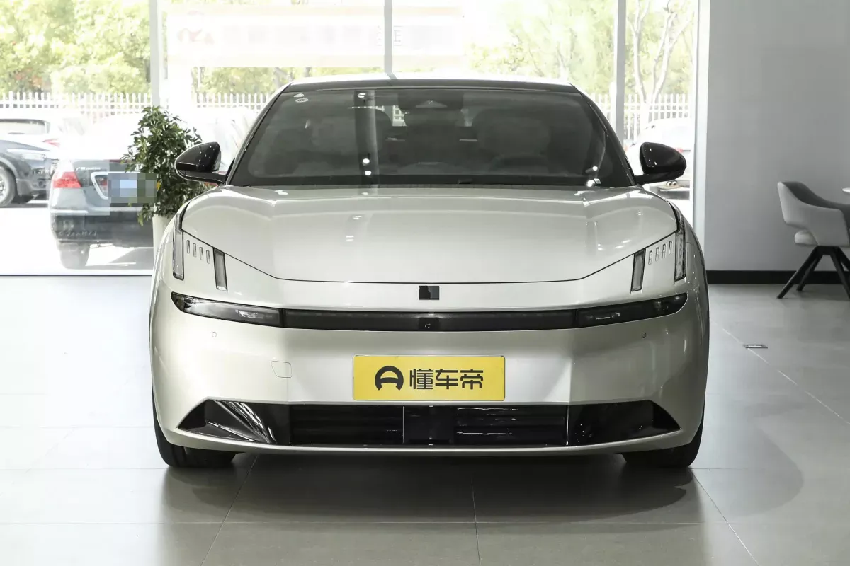 Lynk&Co Z10