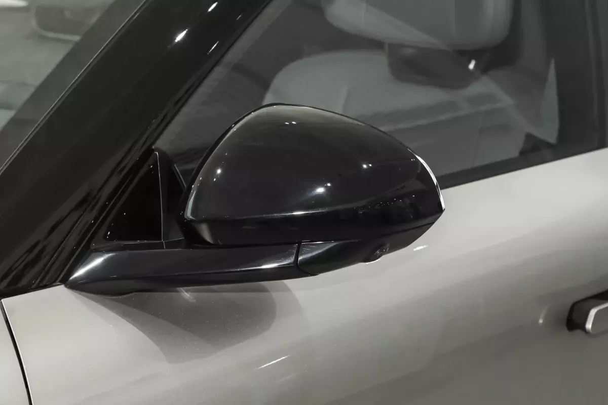 Lynk&Co Z10 фото 8