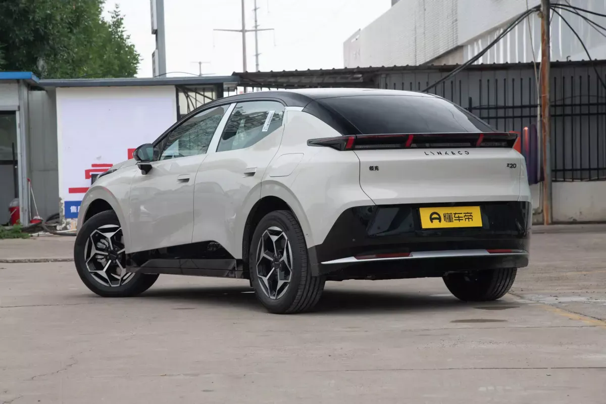 Lynk&Co Z20 фото 3