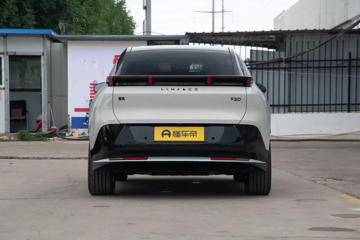 Lynk&Co Z20 фото 4