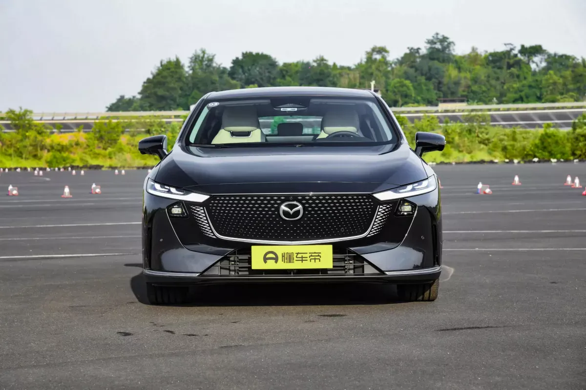 Mazda EZ-6