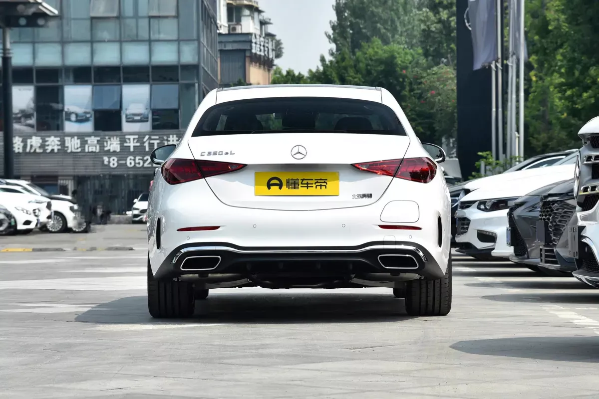 Mercedes-Benz C фото 4