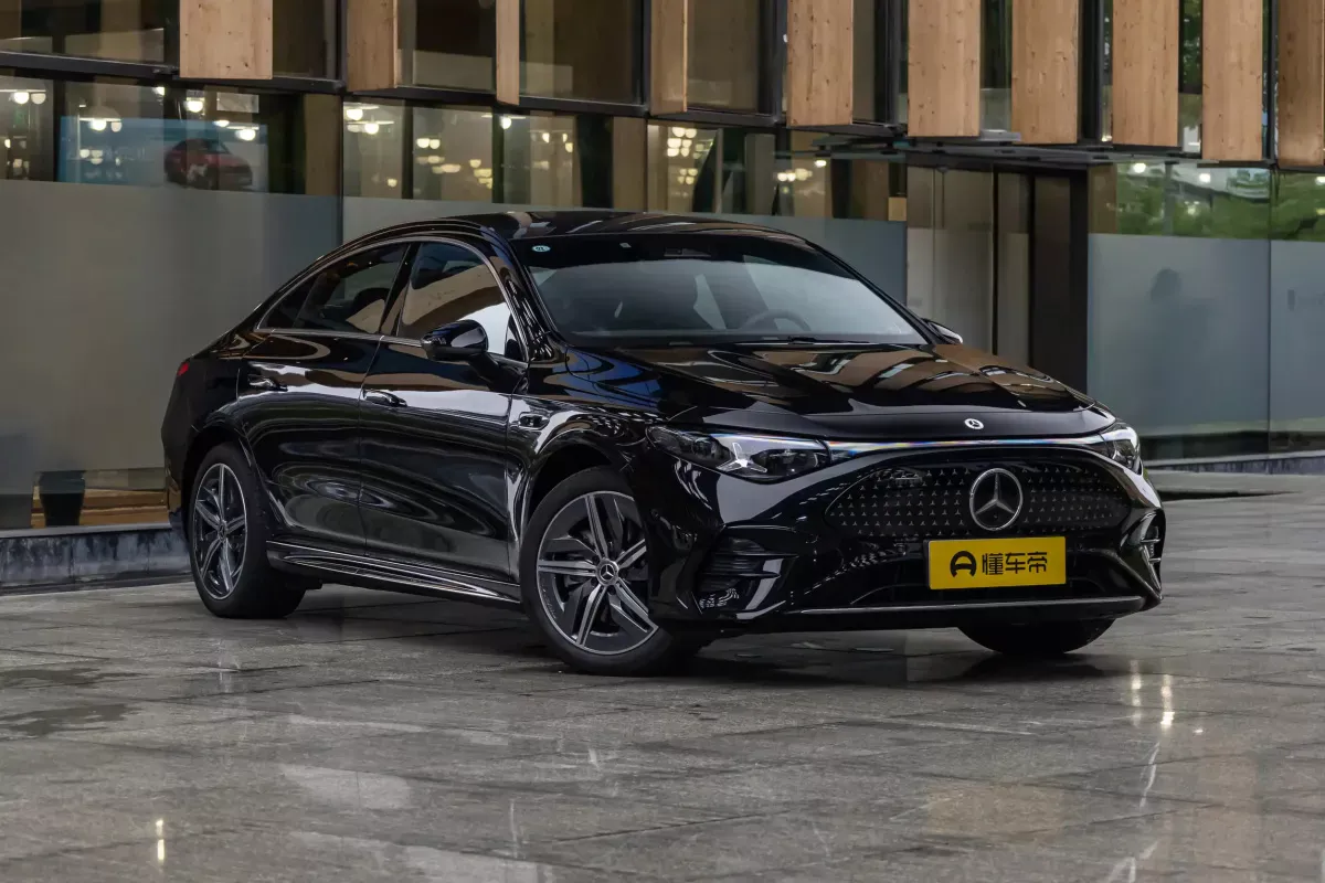Mercedes-Benz CLA фото 2