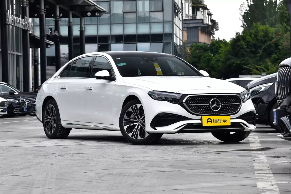 Mercedes-Benz E фото 2