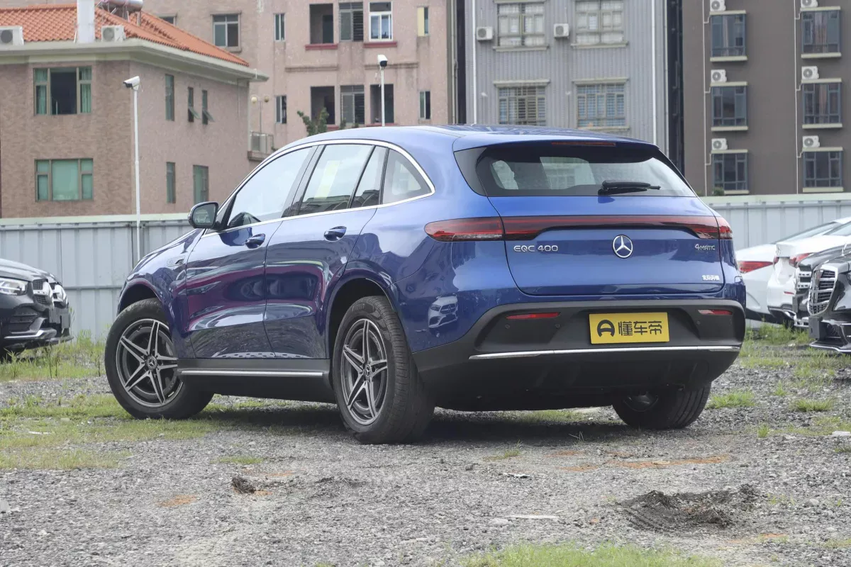 Mercedes-Benz EQC фото 3