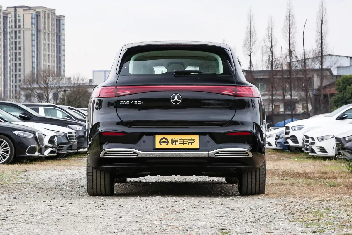 Mercedes-Benz EQS SUV фото 4