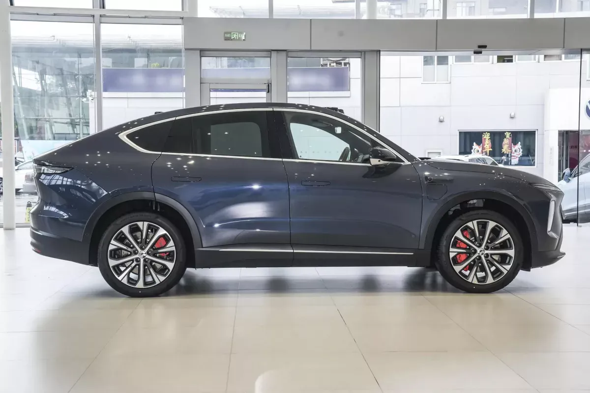 Nio EC7 фото 5