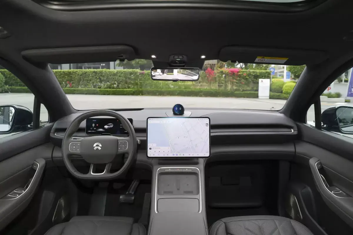 Nio ES6 салон 1
