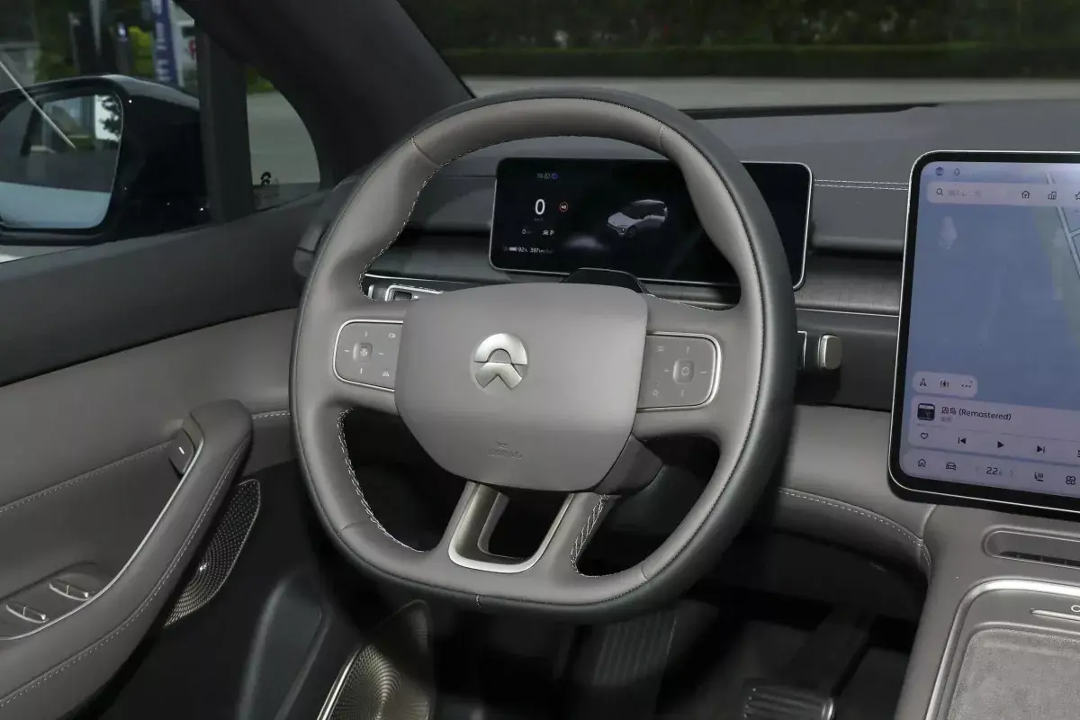 Nio ES6 салон 3