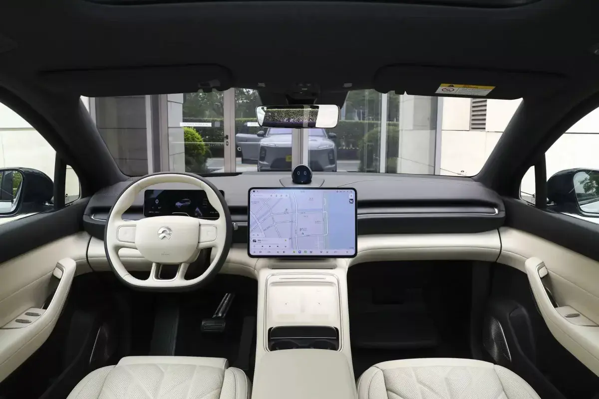 Nio ES6 салон 9