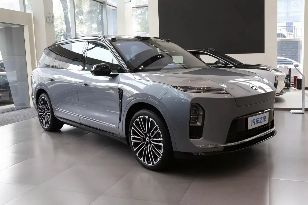 Nio ES8 фото 2