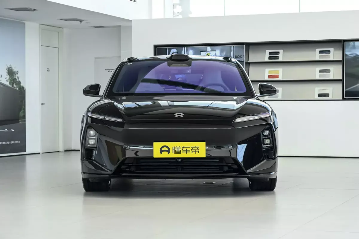 Nio ET5