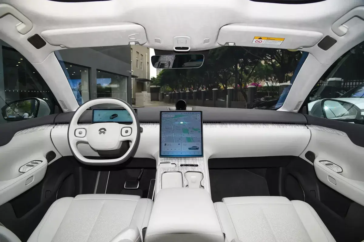 Nio ET7 салон 1