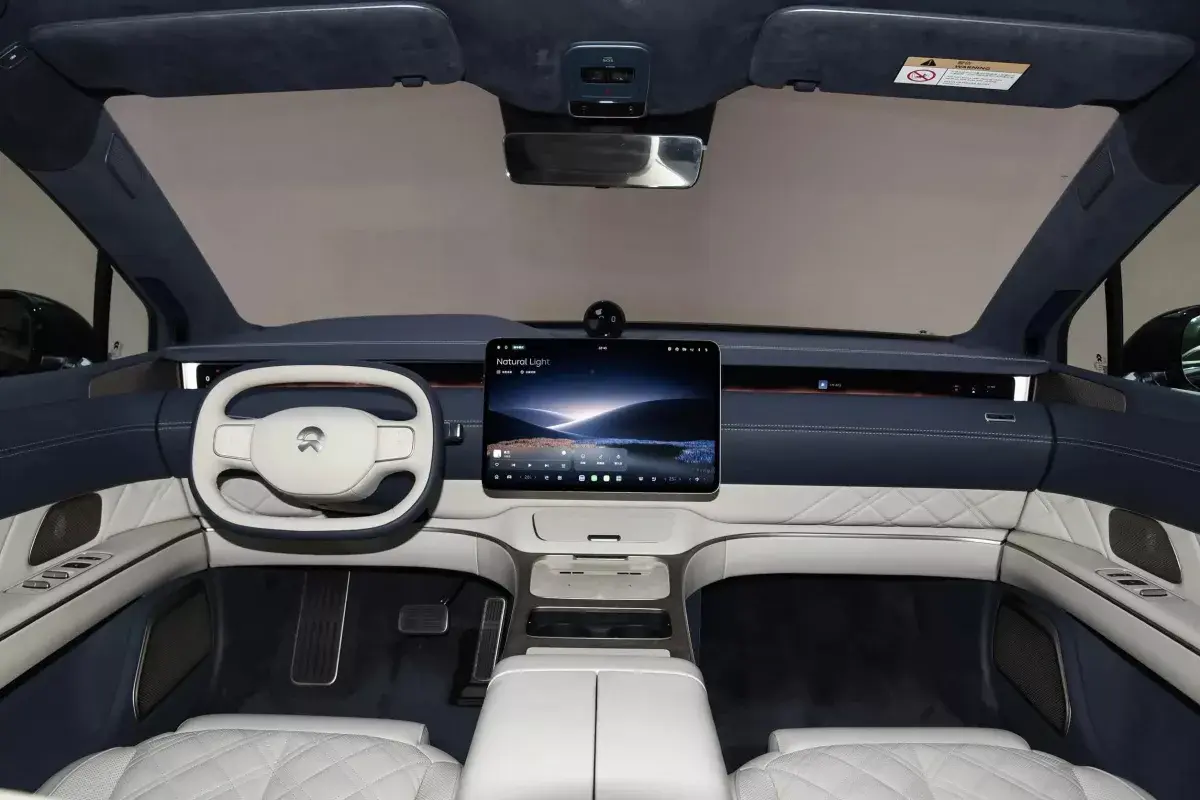 Nio ET9 салон 1