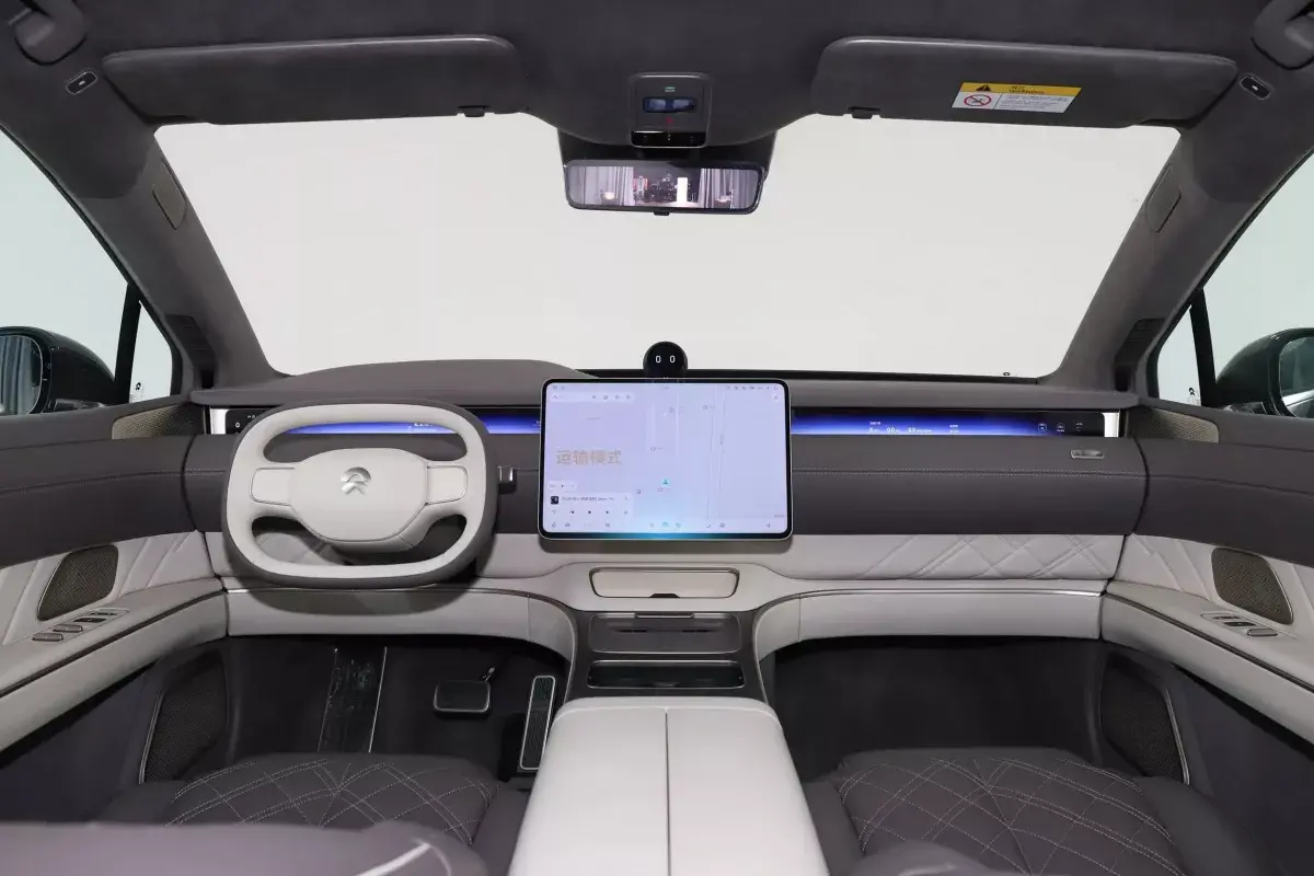 Nio ET9 салон 9