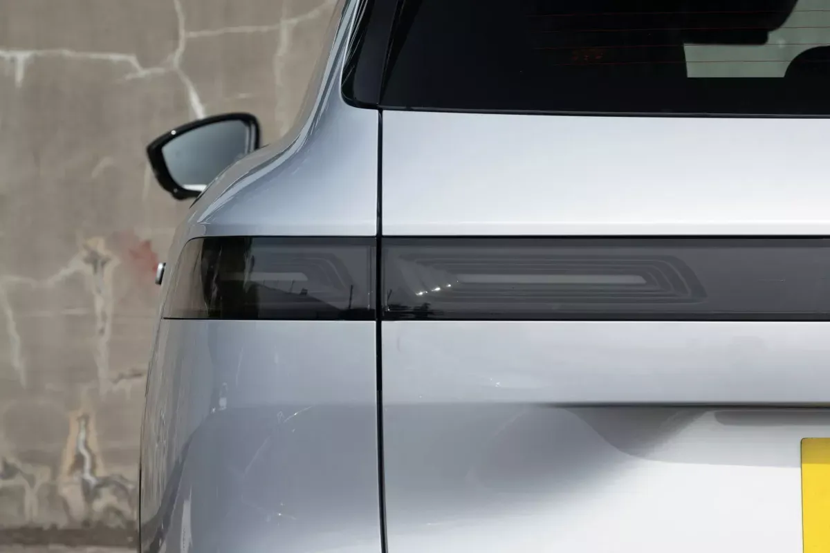 Nissan NX8 PHEV фото 7
