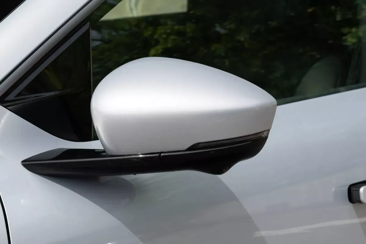 Nissan NX8 PHEV фото 8