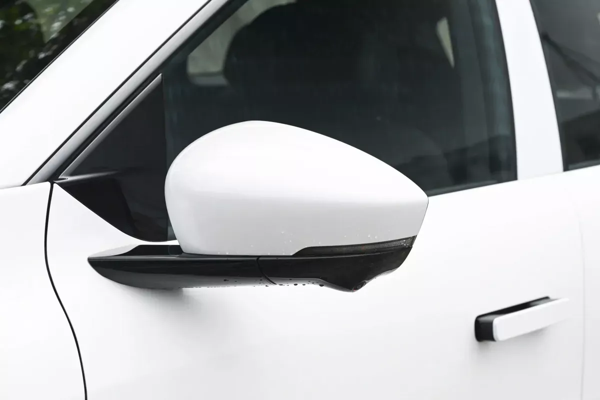 Nissan NX8 фото 8