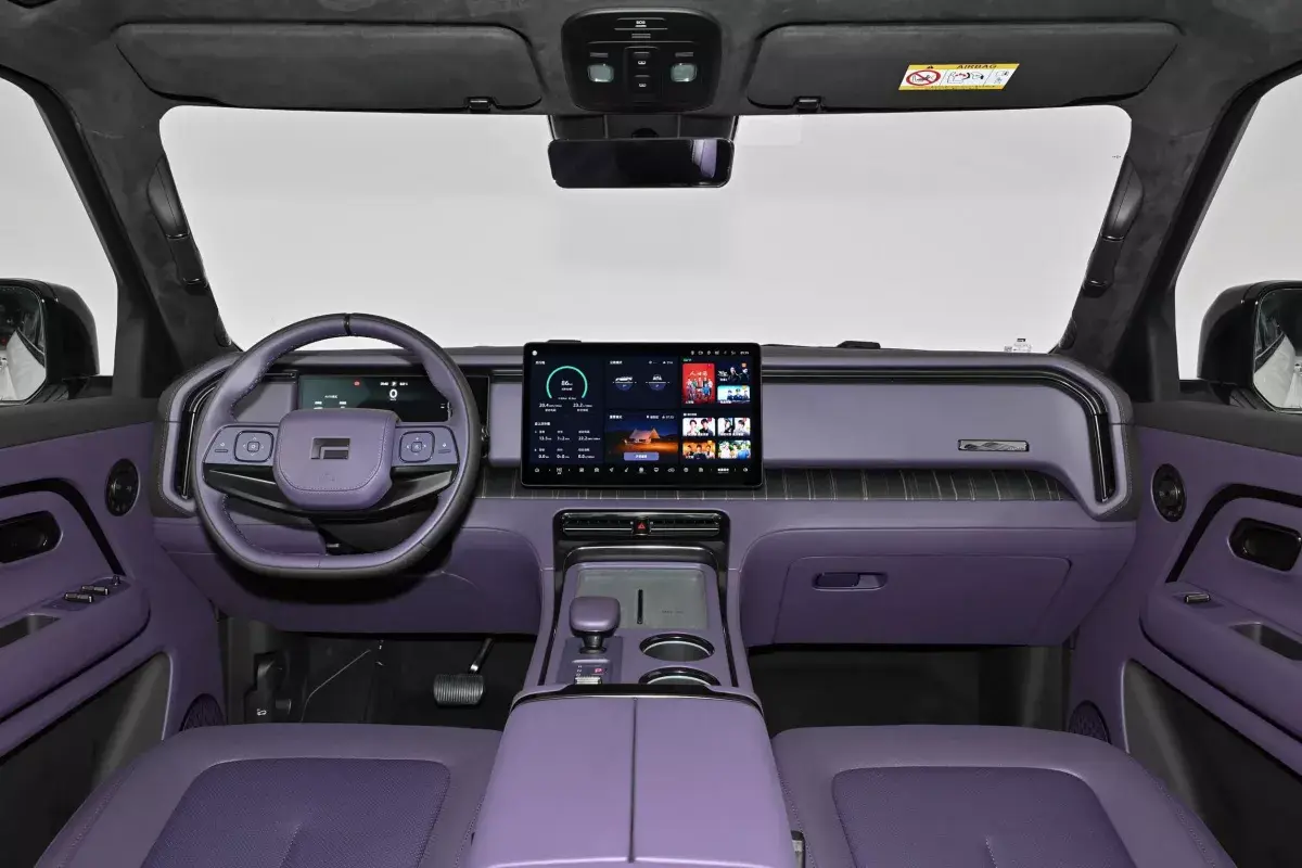 Polar Rox ADAMAS салон 7