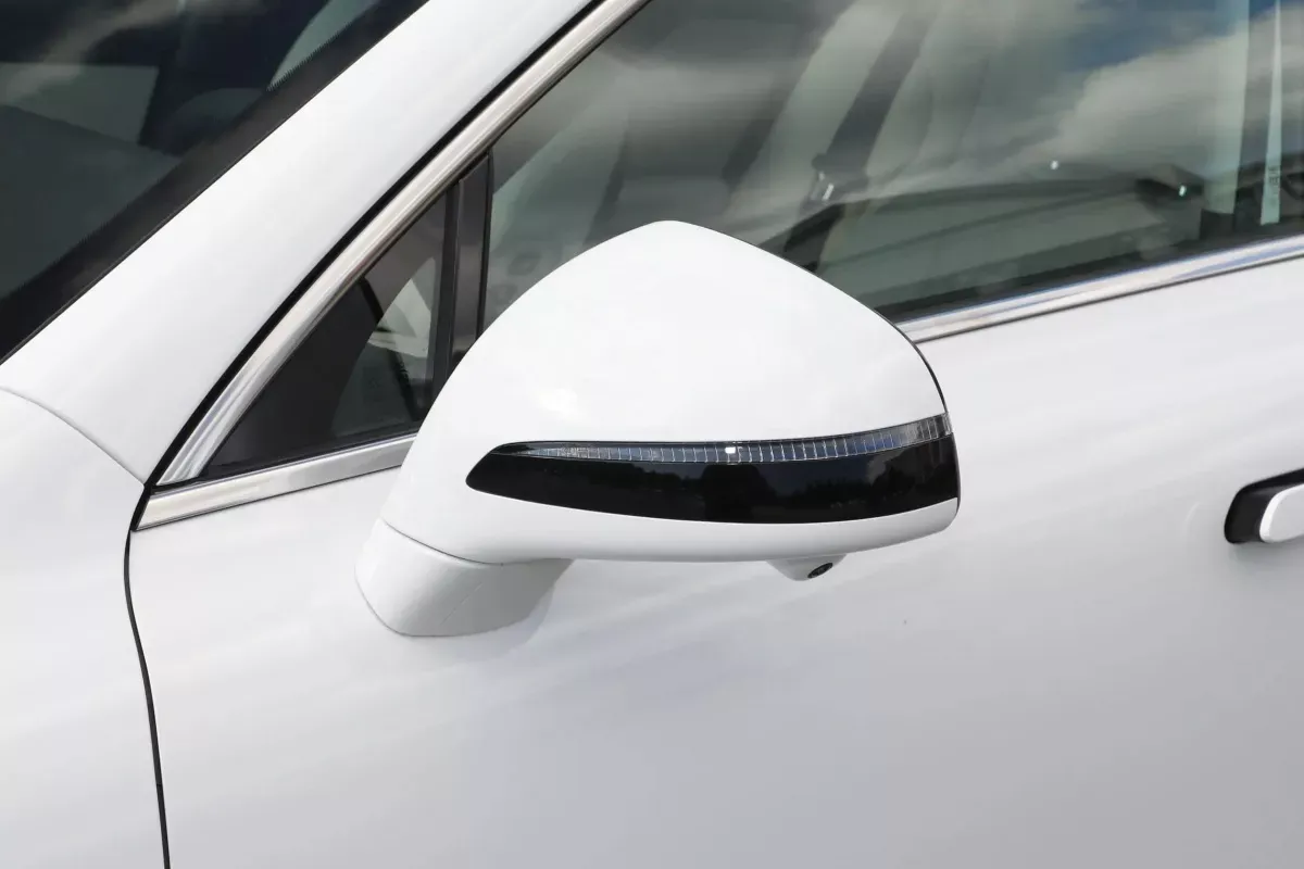 Roewe D7 фото 8