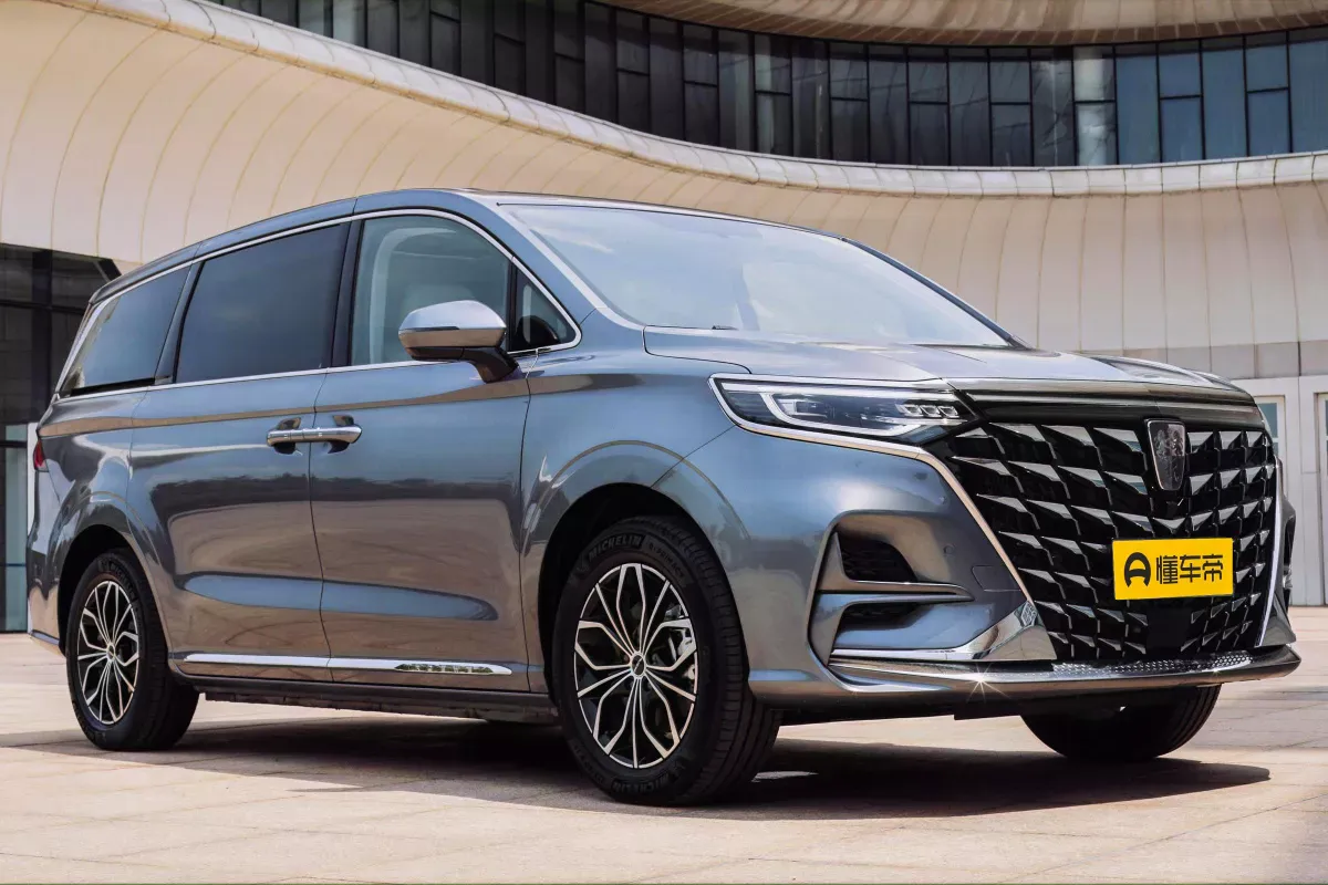 Roewe iMAX8 фото 2