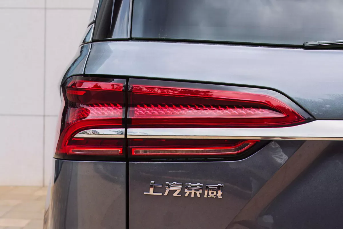 Roewe iMAX8 фото 7
