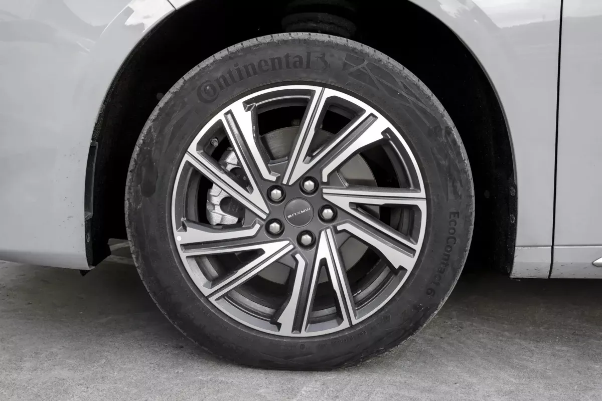 Saic Maxus MIFA 9 фото 6