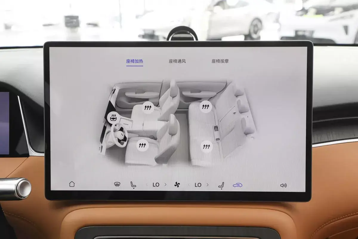 Shangjie H5 PHEV салон 5