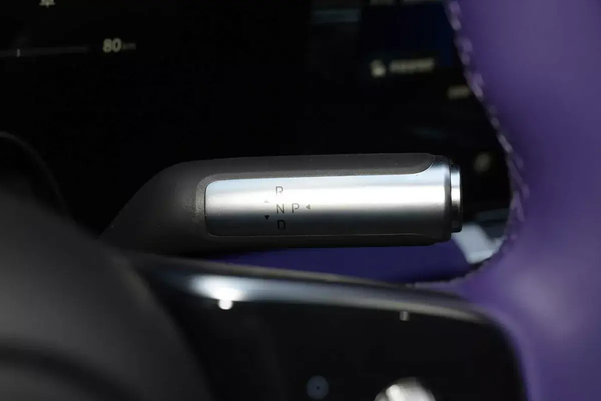 Stelato G9 EV салон 4