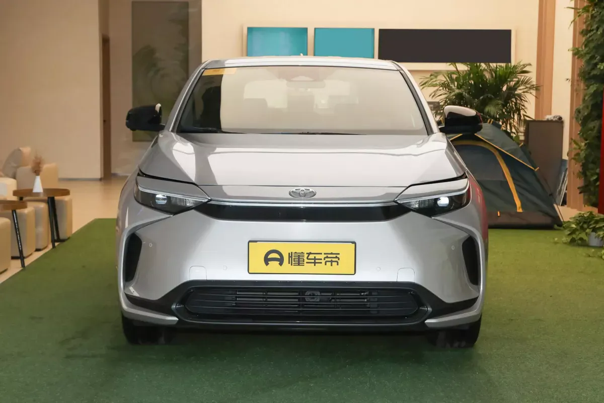 Toyota Platinum 4X