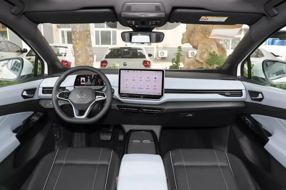 Volkswagen ID.4 X салон 1