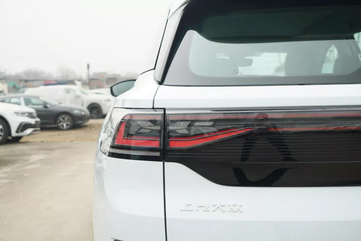 Volkswagen ID.6 X фото 7