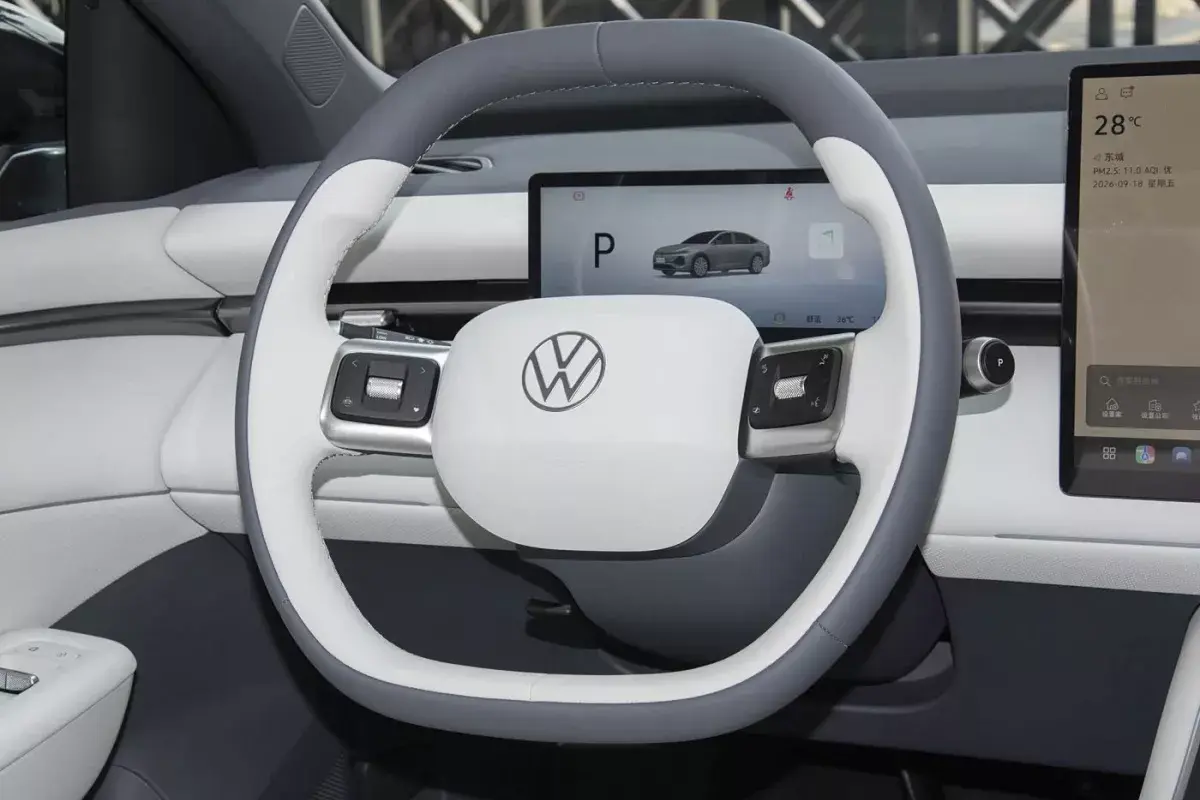 Volkswagen ID.ERA 5S салон 3