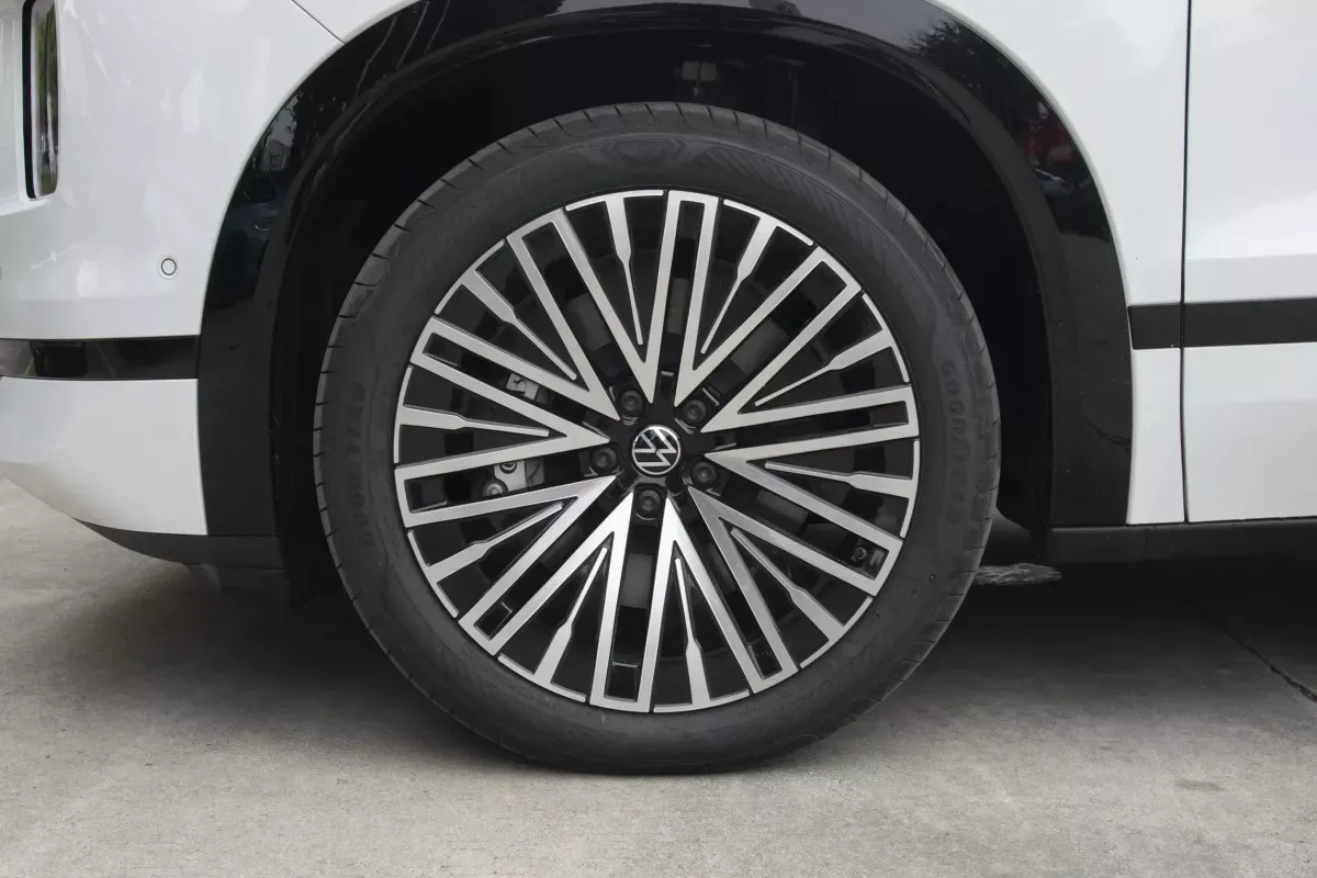Volkswagen ID.ERA 9X фото 6