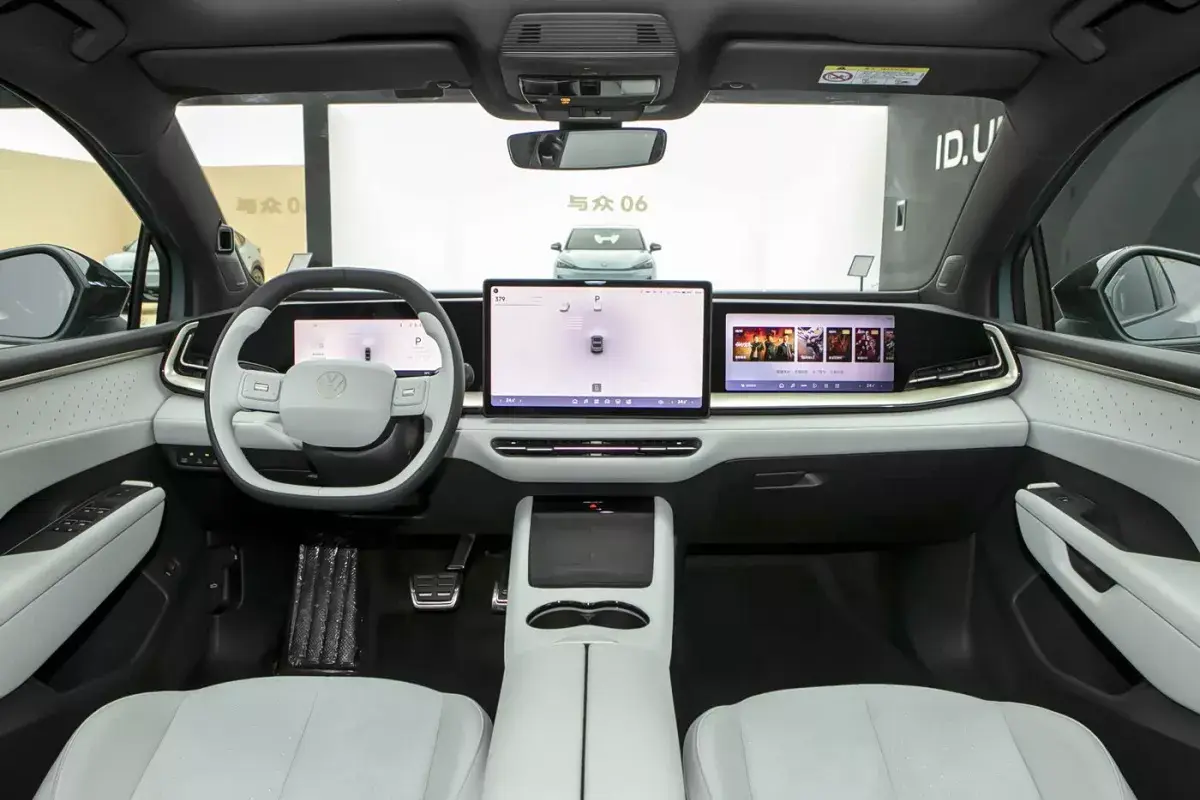 Volkswagen ID. UNYX 07 салон 7